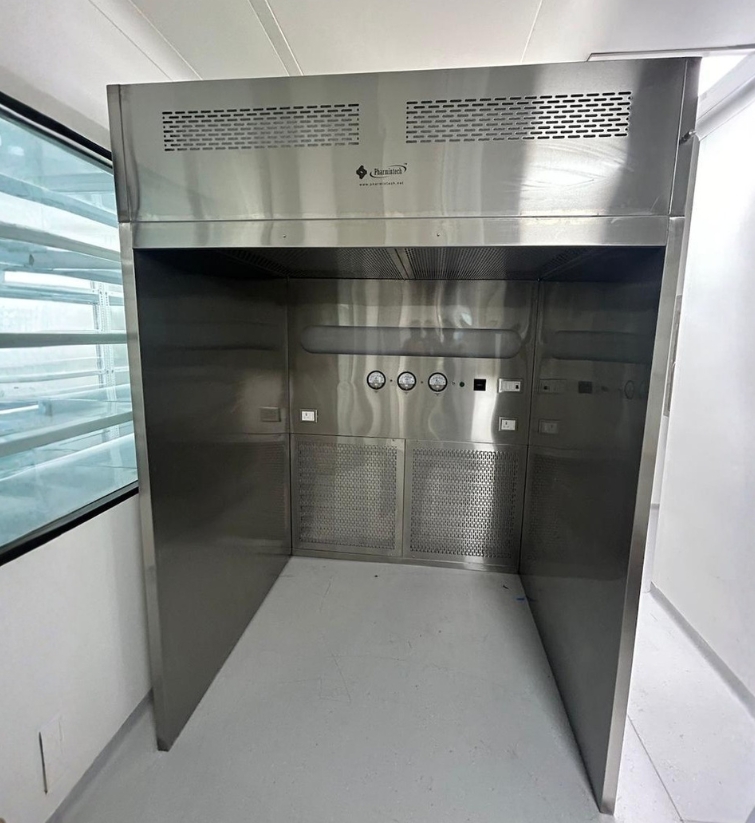 Reverse Laminar Air Flow Booth